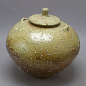 American Museum of Ceramic Art 2004.2.246, gift of the American Ceramic Society