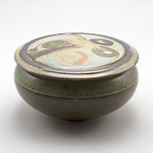 American Museum of Ceramic Art, gift of The American Ceramic Society, 2004.2.208